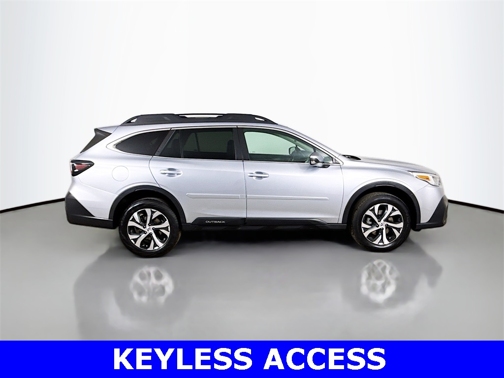 2022 Subaru Outback Limited photo 3