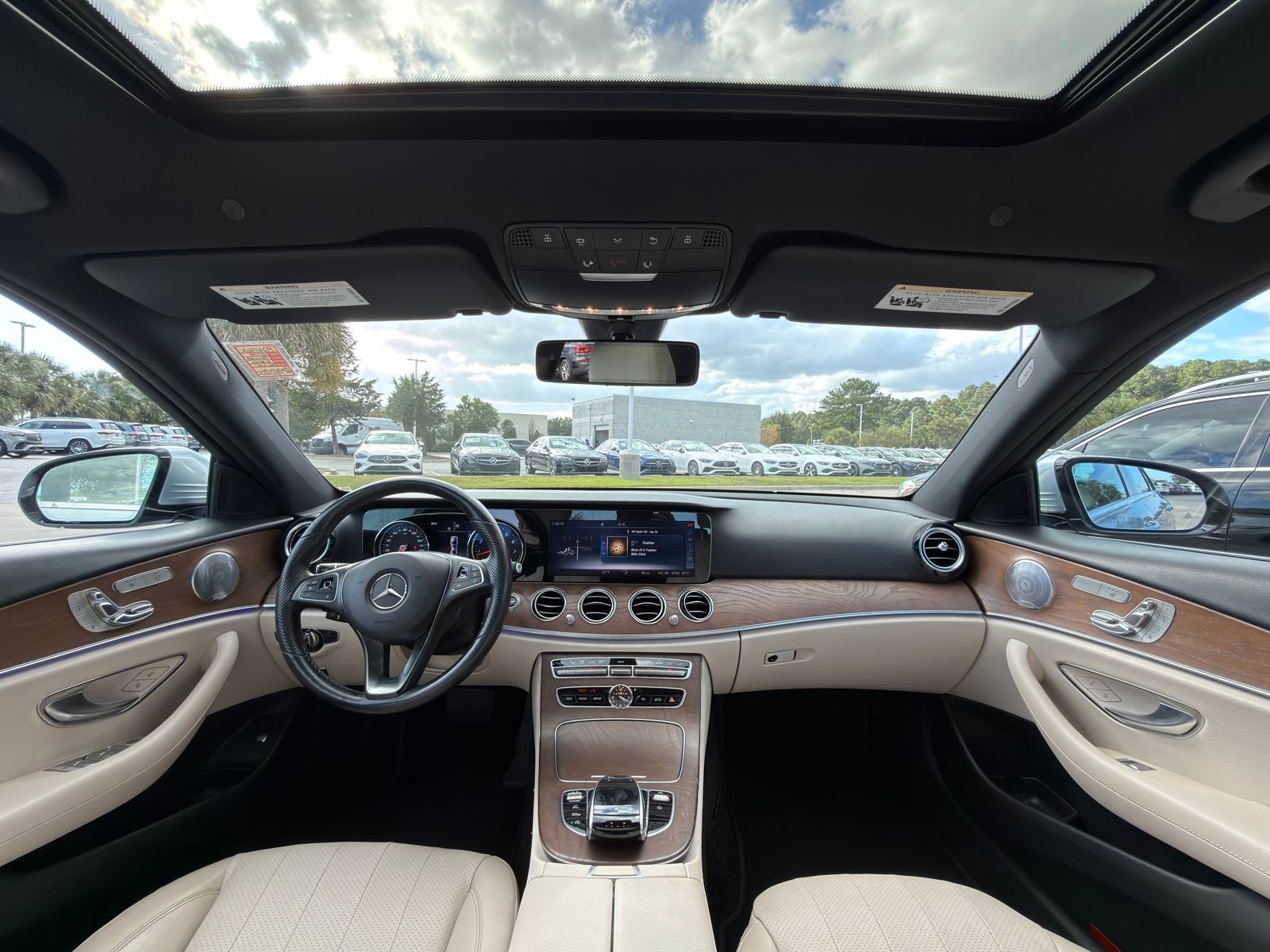 2018 Mercedes Benz E 300 4MATIC photo 2