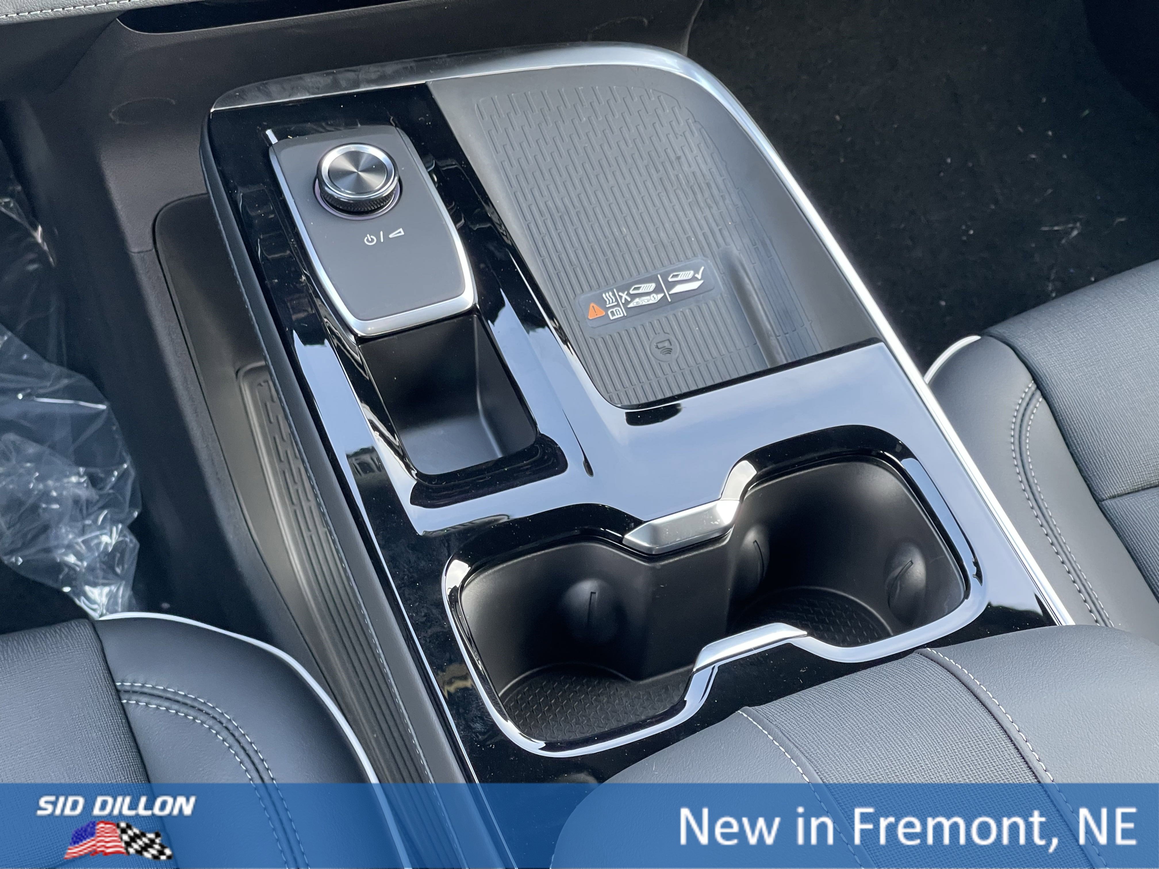 2026 Buick Enclave Preferred photo 3