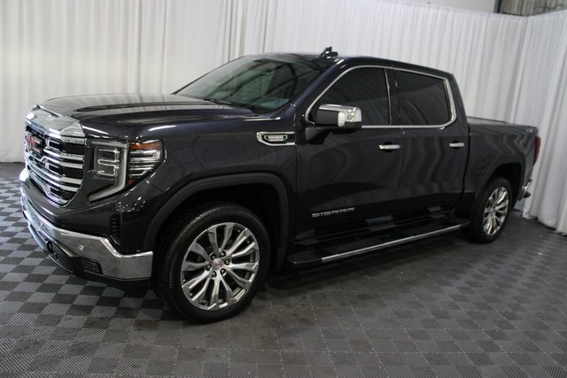 2022 Gmc Sierra 1500 SLT photo 3