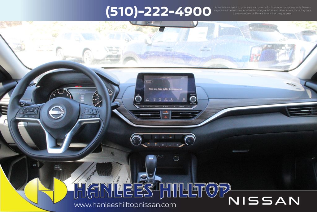 2025 Nissan Altima 2.5 SV photo 15