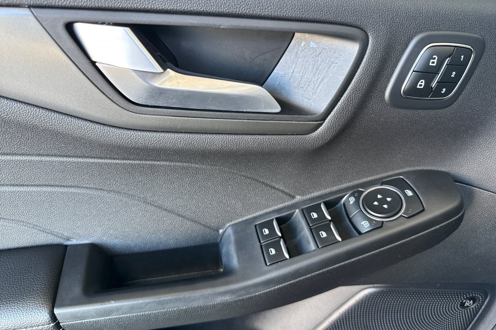 2023 Ford Escape Active photo 10