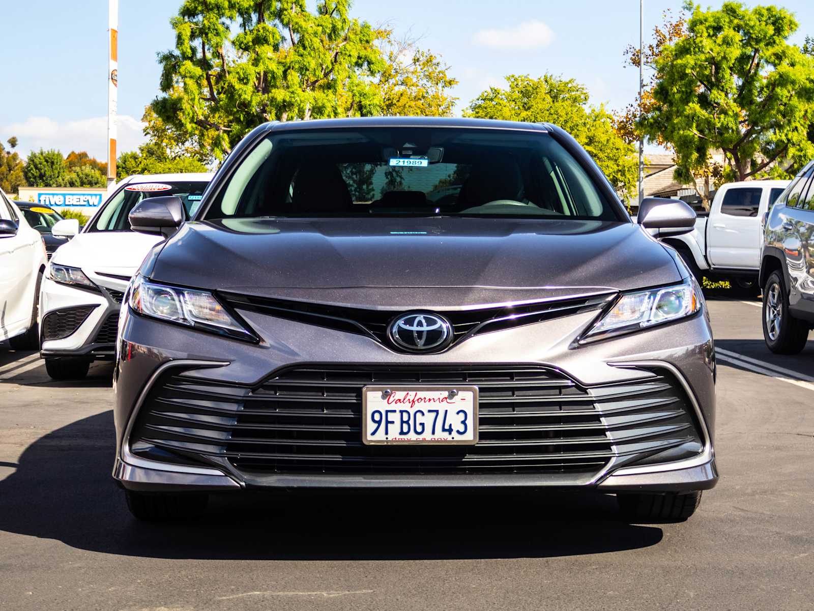 2023 Toyota Camry LE photo 2
