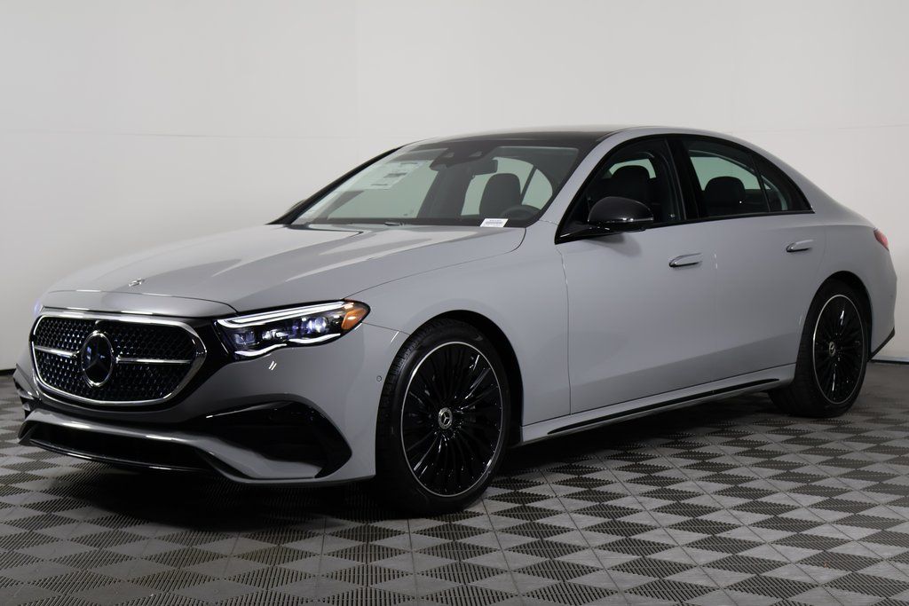 2026 Mercedes-Benz E-Class E450's photo