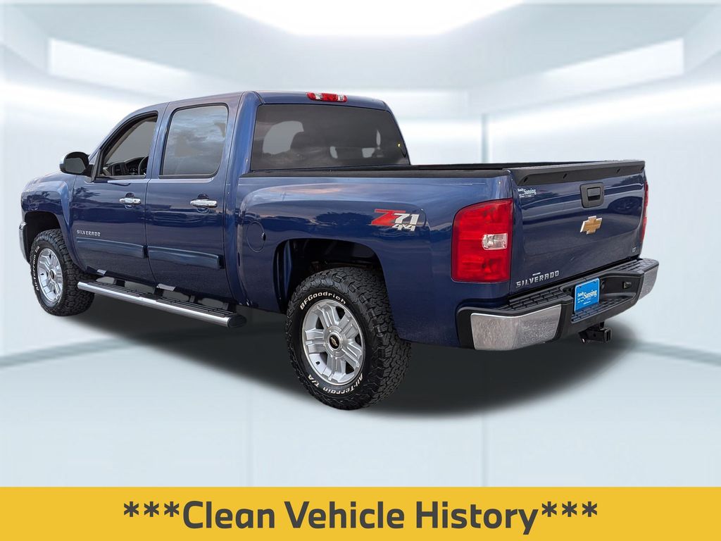2013 Chevrolet Silverado 1500 LT photo 3