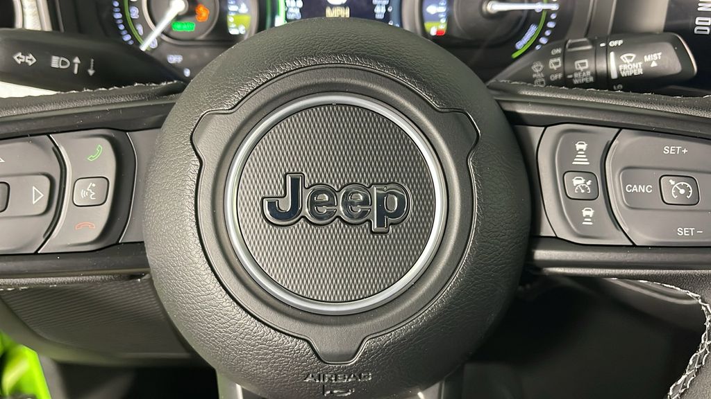 2025 Jeep Wrangler Willys 4xe photo 27