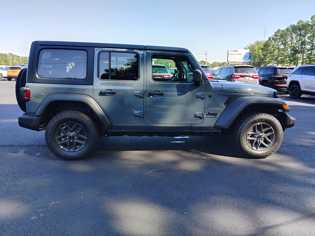2025 Jeep Wrangler Sport S photo 4