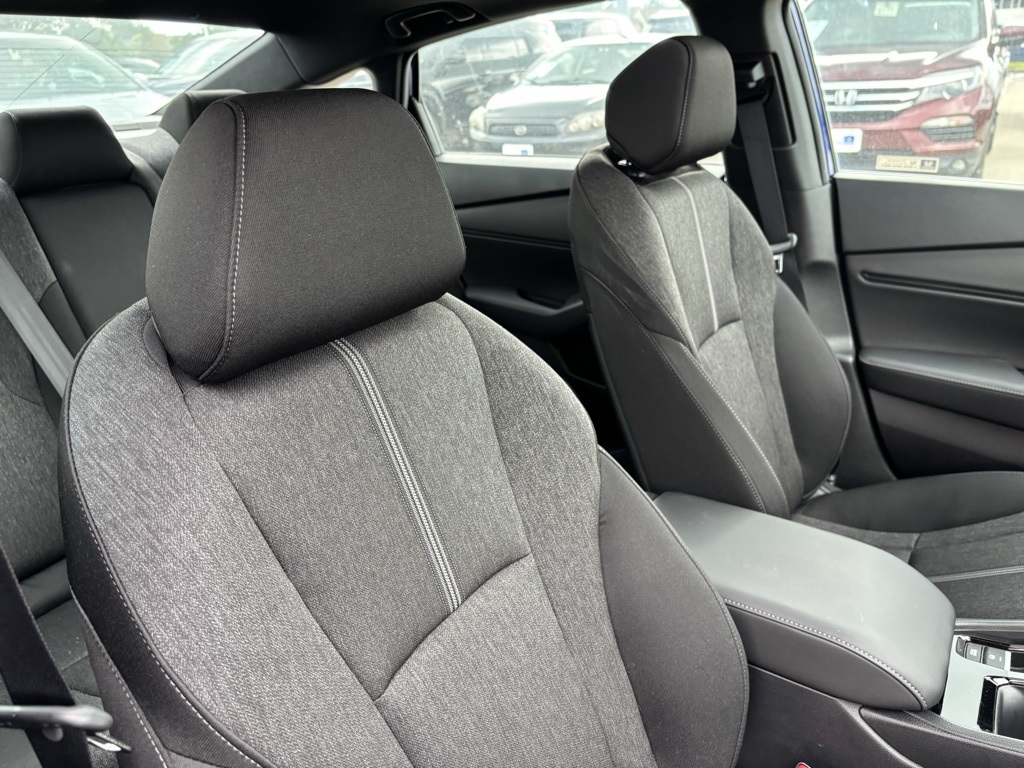 2025 Honda Accord Sport photo 26