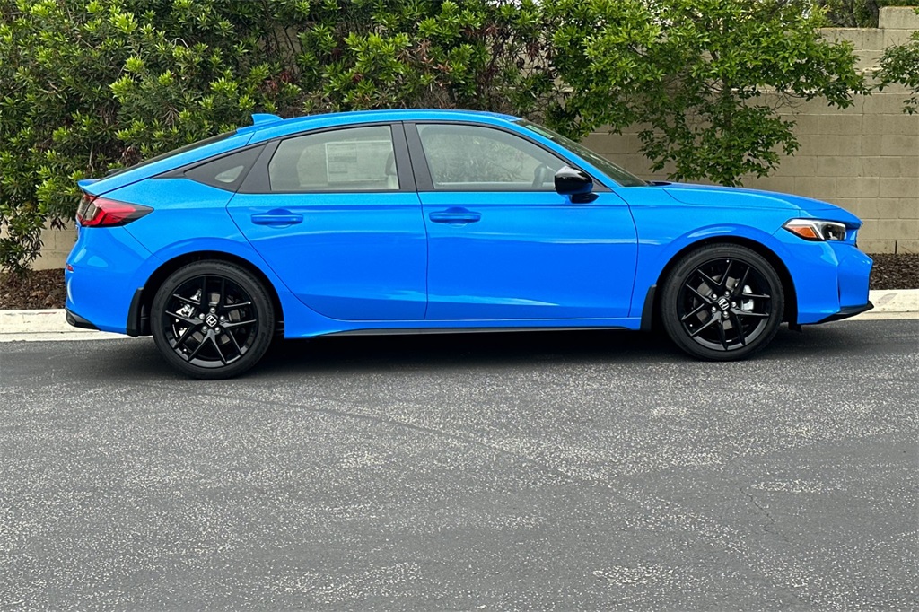 2025 Honda Civic Hatchback Hybrid Sport photo 3