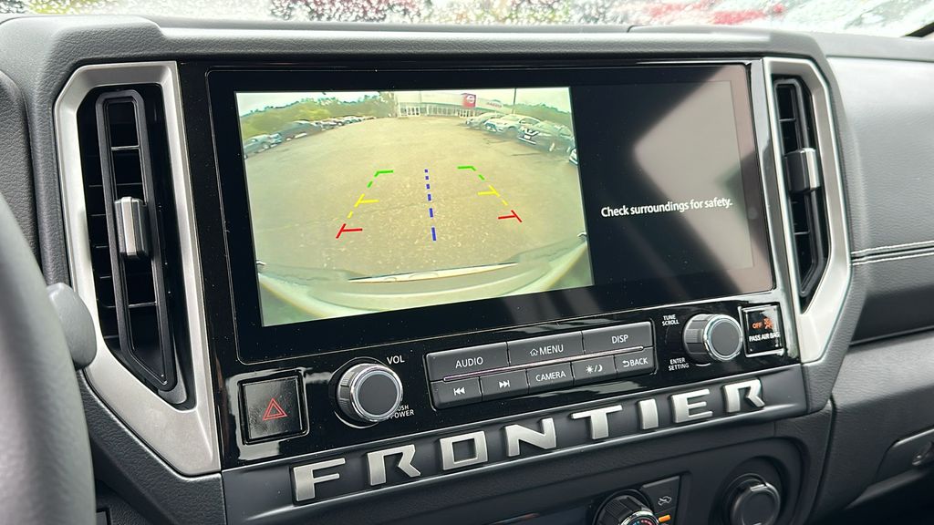 2025 Nissan Frontier SV photo 16