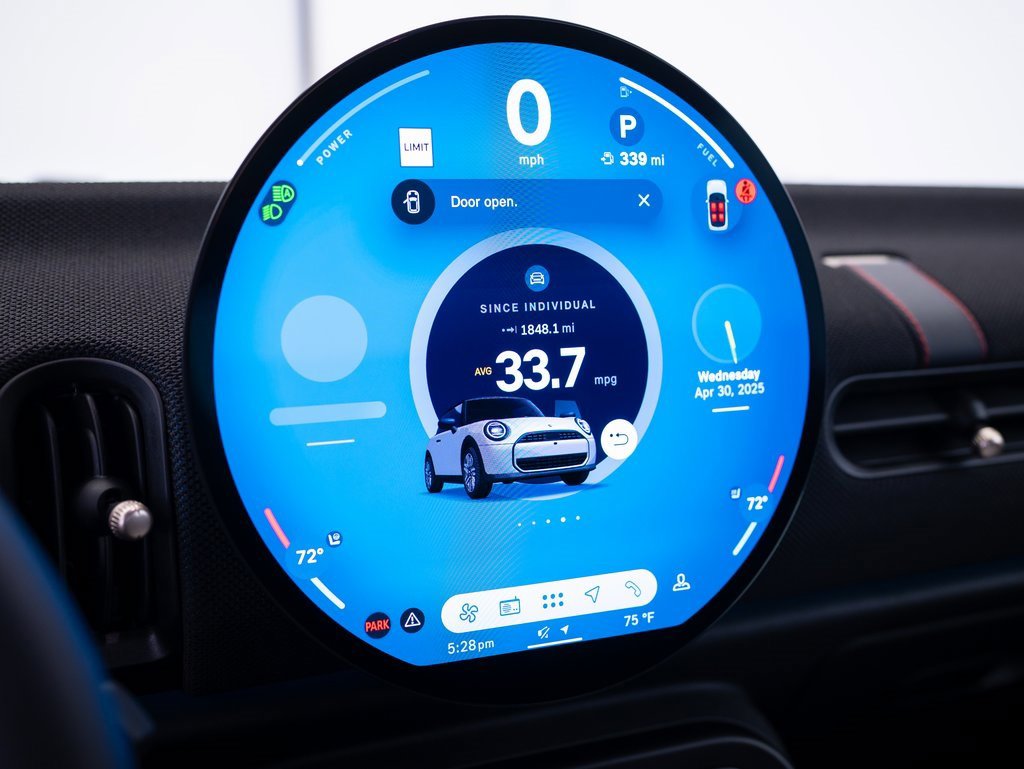 2025 Mini Cooper Signature photo 27