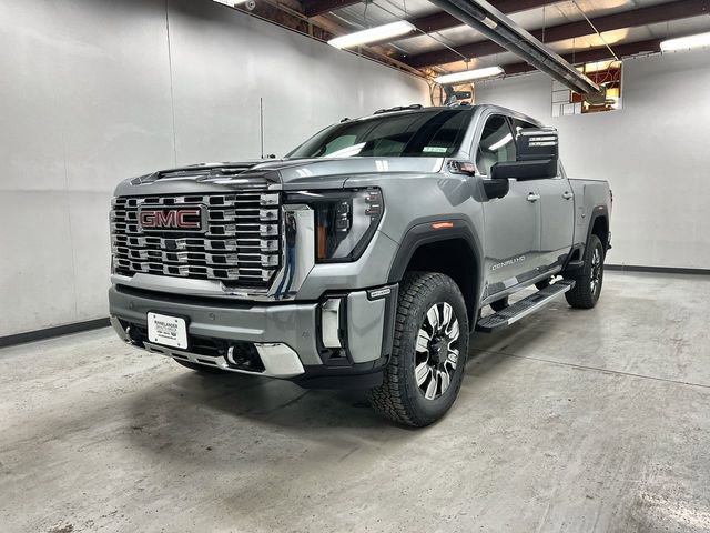 2026 GMC Sierra 2500HD Denali's photo