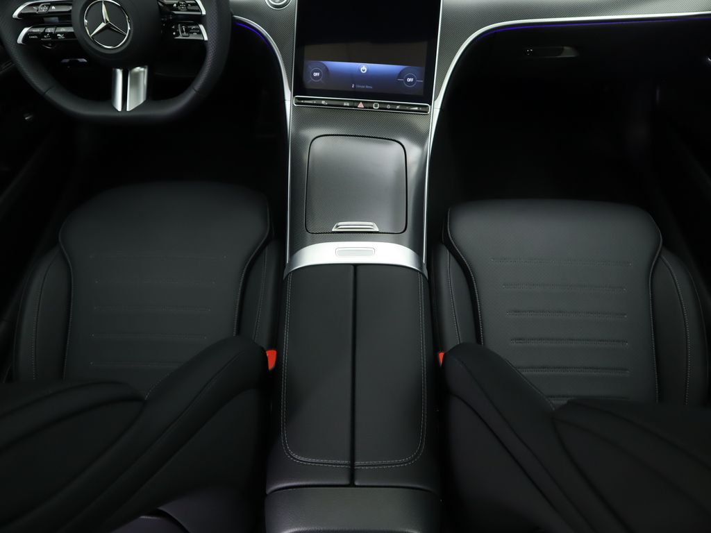 2025 Mercedes Benz C 300 photo 17