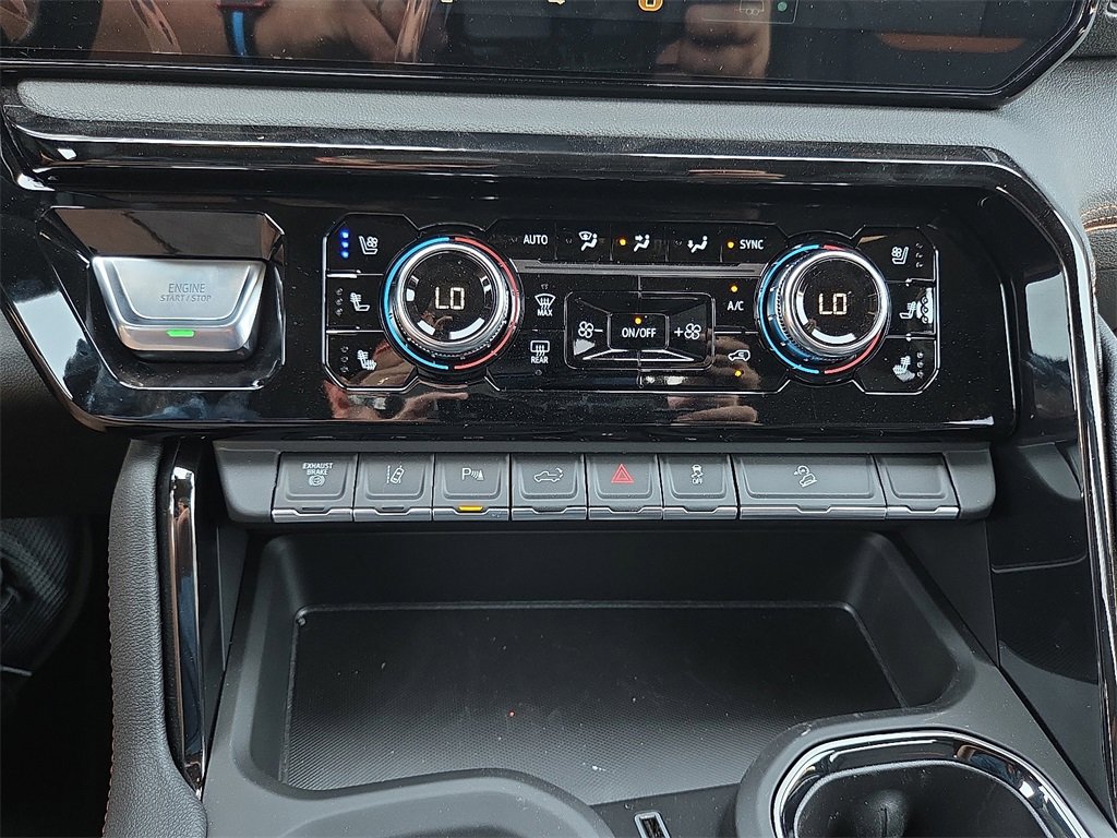 2025 Gmc Sierra 2500 HD AT4 photo 14