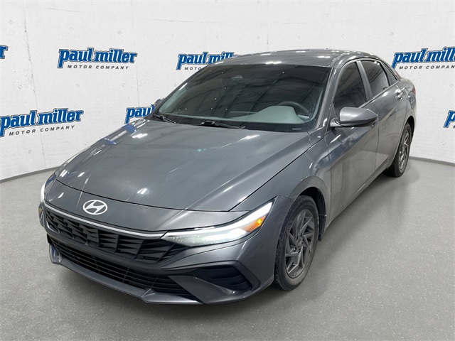 2024 Hyundai Elantra SEL's photo