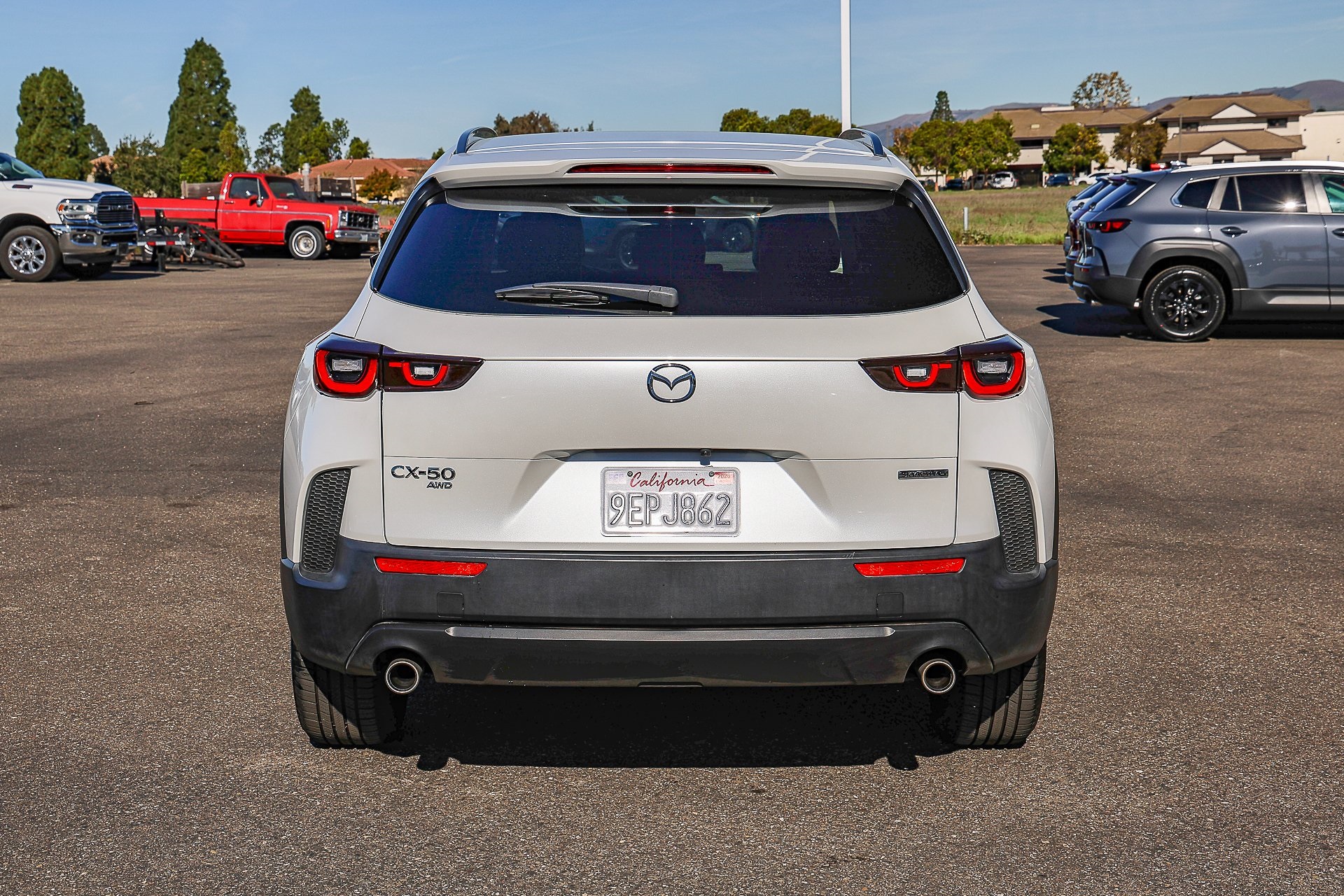 2023 Mazda CX-50 2.5 Preferred Plus photo 4