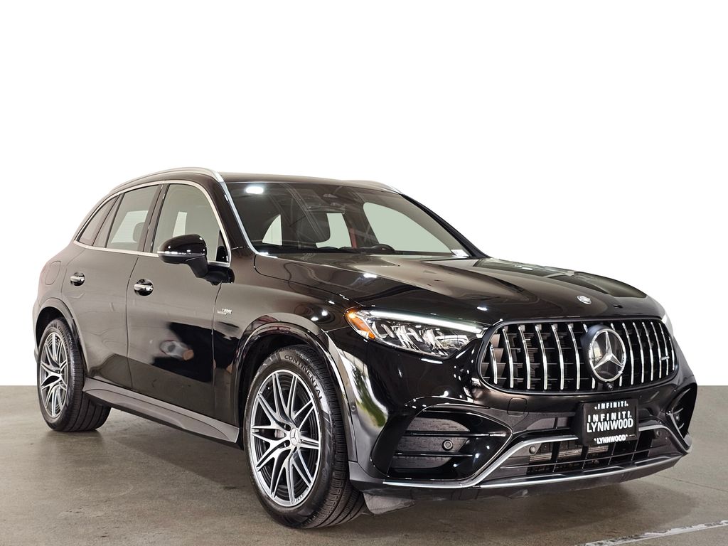 2025 Mercedes Benz GLC 43 AMG 4MATIC photo 3