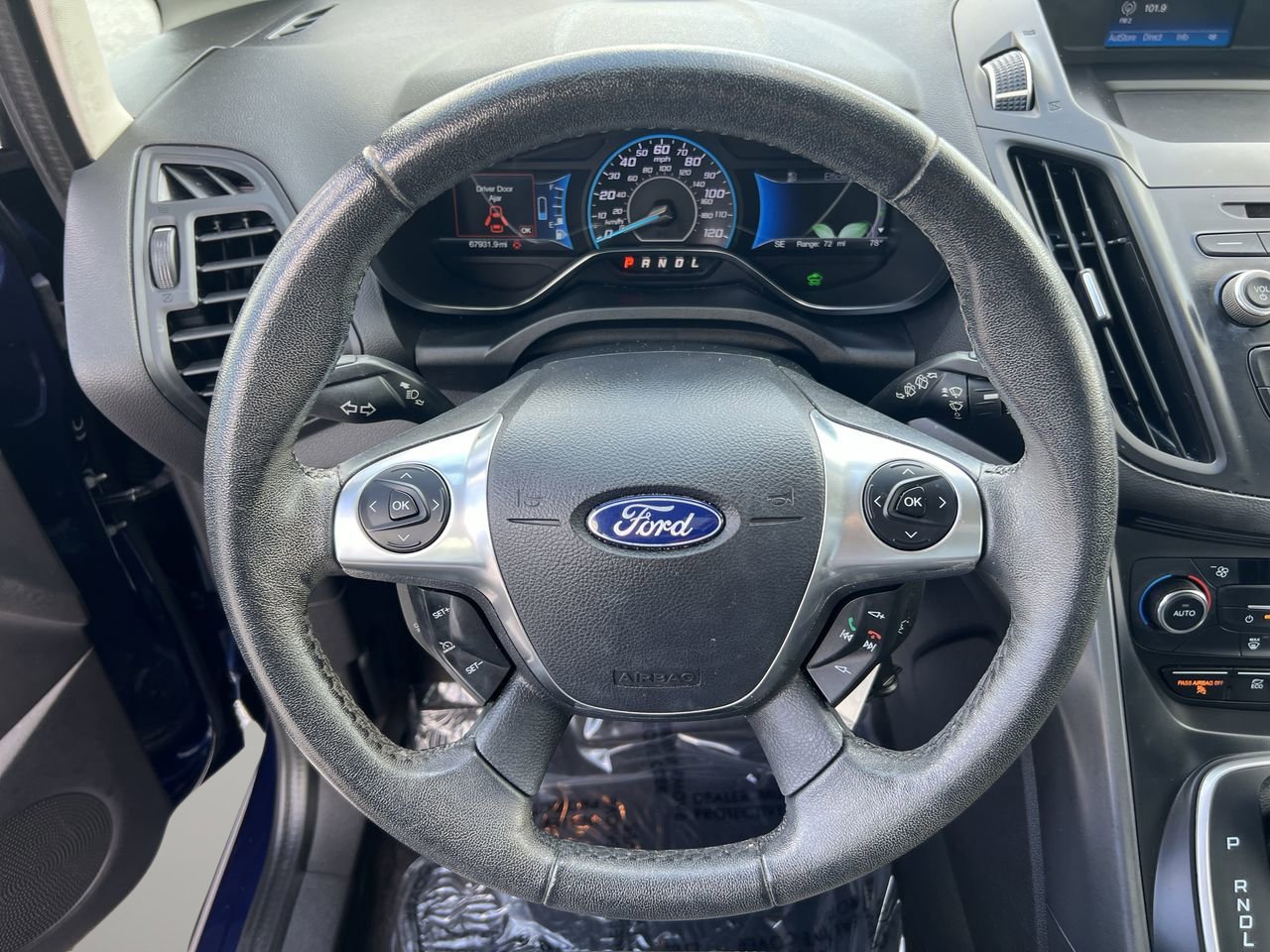 2017 Ford C-Max Hybrid SE photo 25