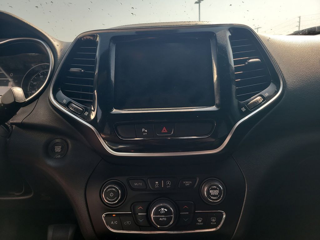 2020 Jeep Cherokee Limited photo 14