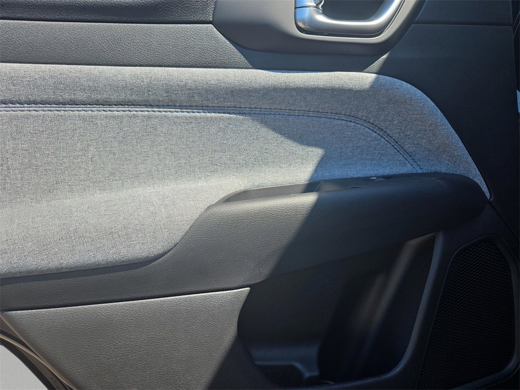 2025 Jeep Compass Latitude photo 24