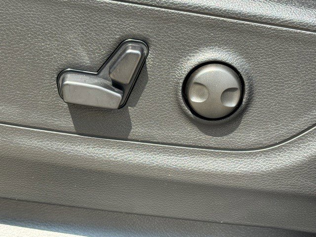 2026 Ram 1500 Big Horn photo 8