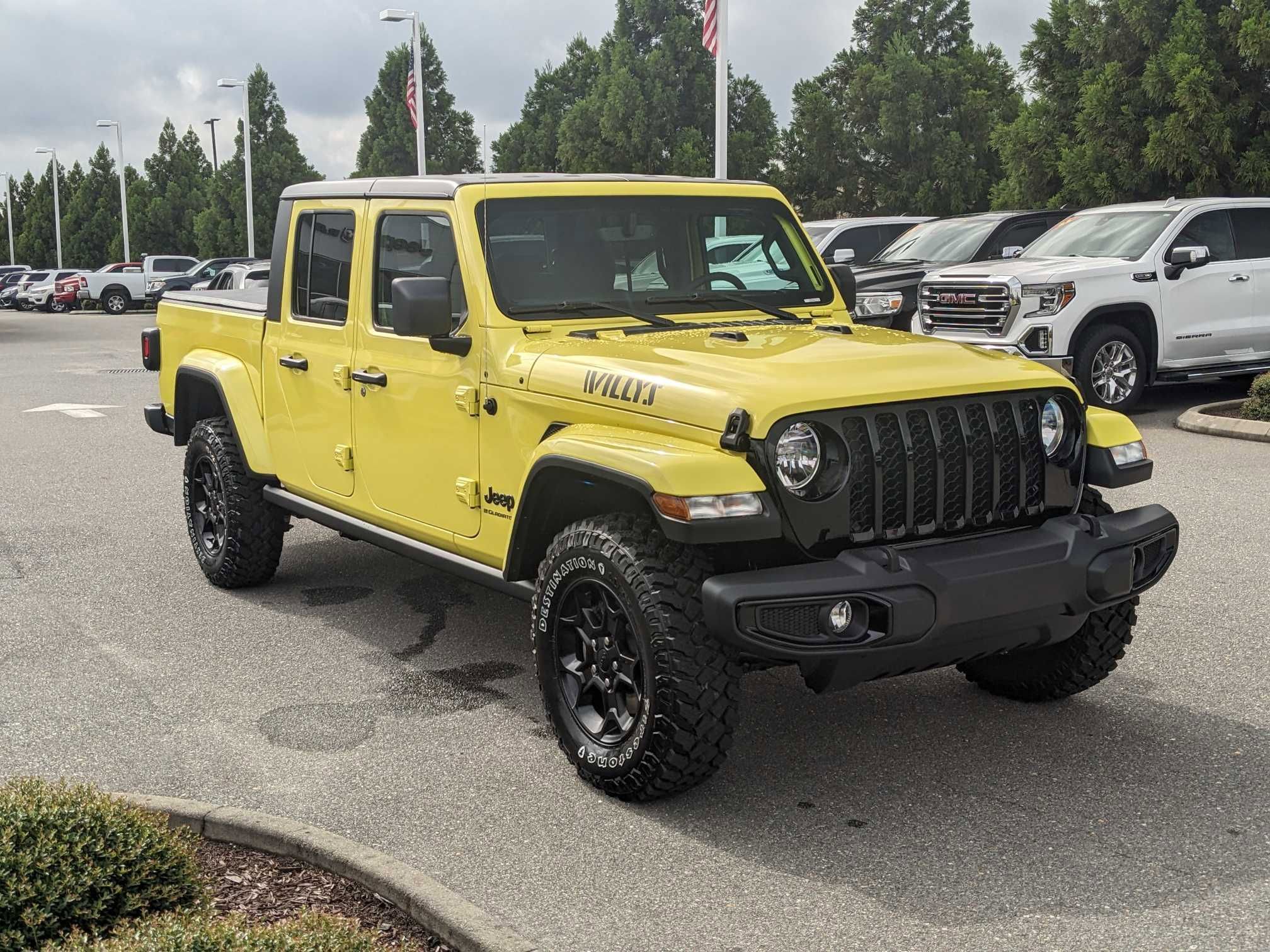 New 2023 Jeep Gladiator Willys Crew Cab in Fort Mill #23264 
