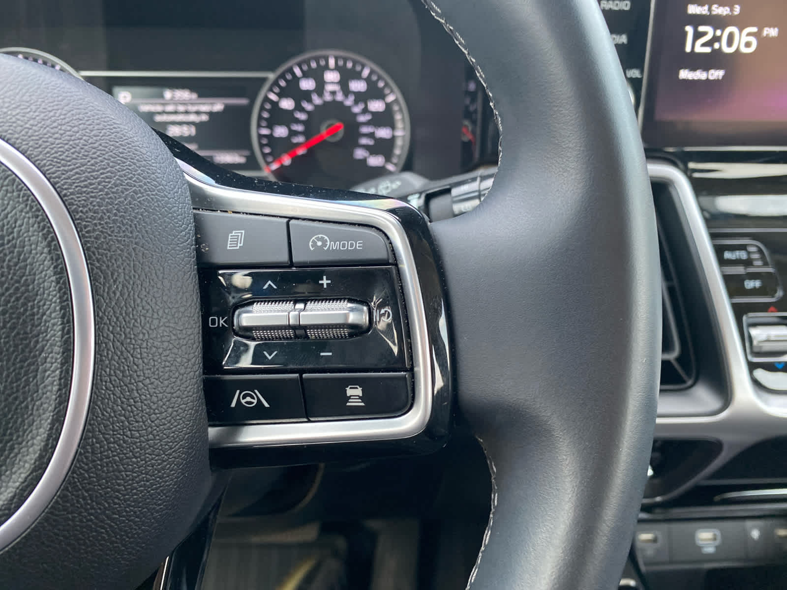 2023 Kia Sorento EX photo 15