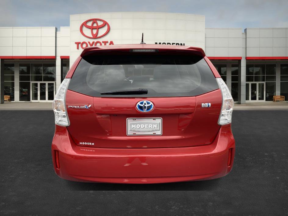 2012 Toyota Prius V Two photo 4