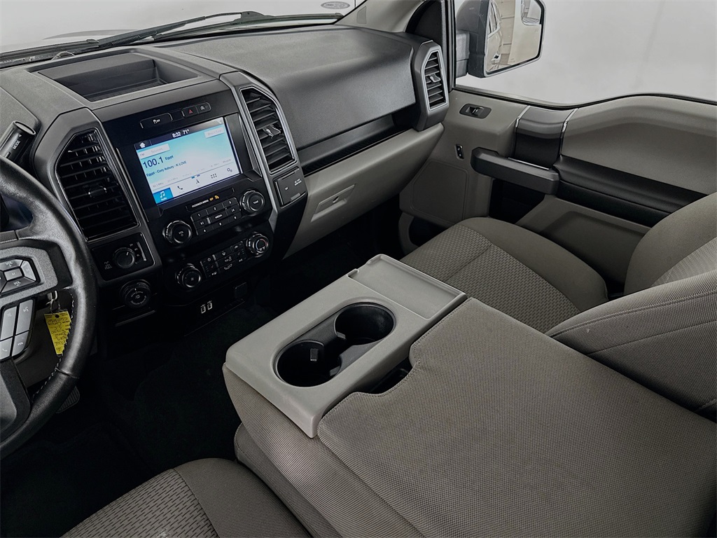 2019 Ford F-150 XLT photo 23