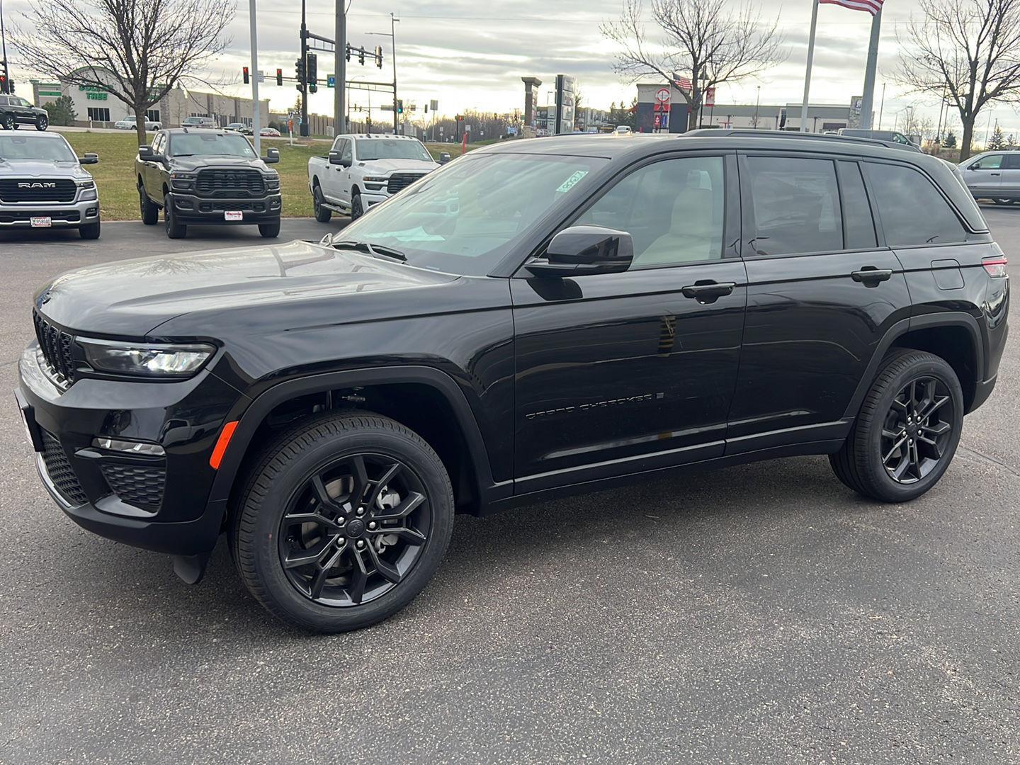 2025 Jeep Grand Cherokee Limited's photo