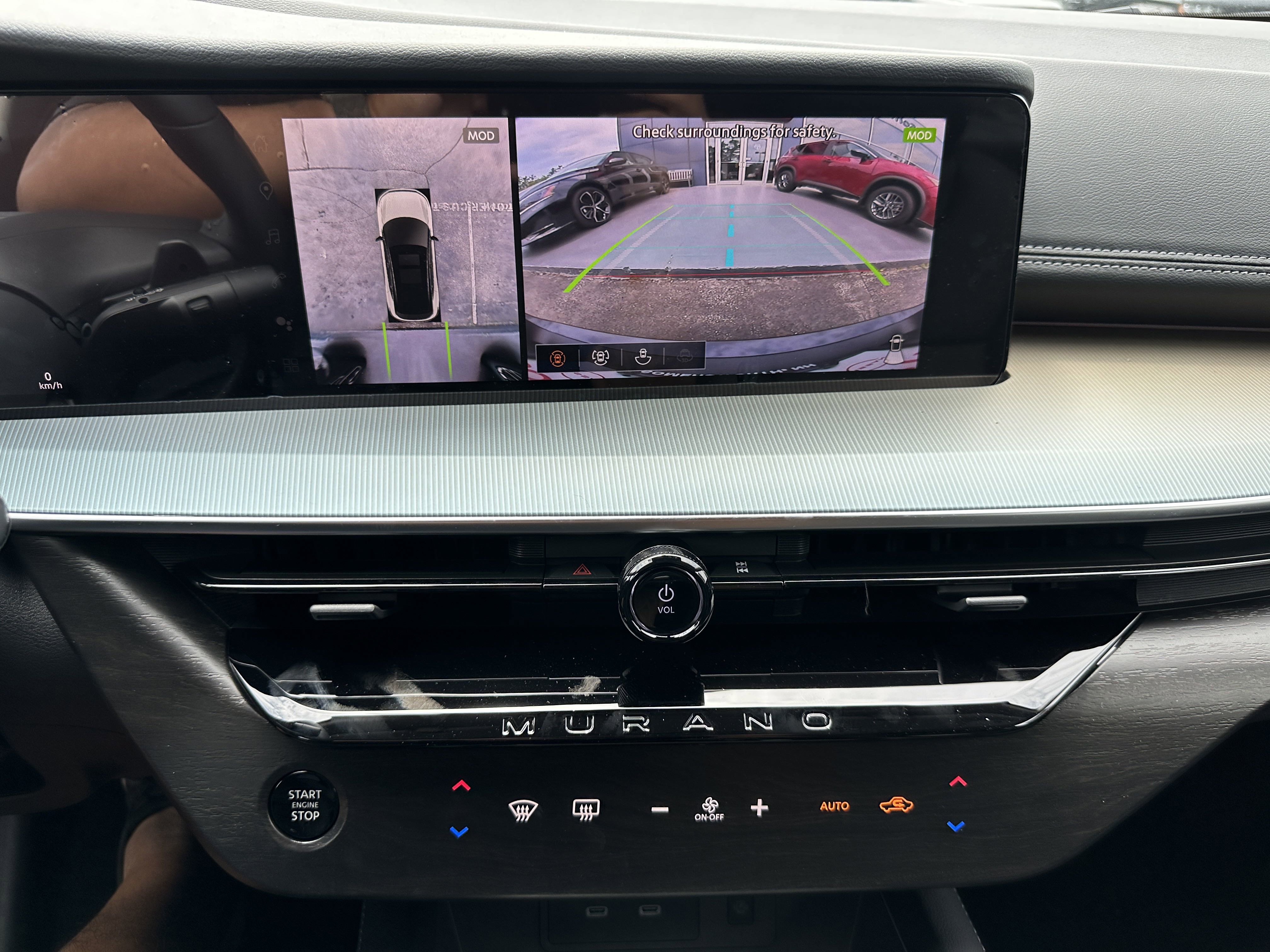 2025 Nissan Murano SL photo 3