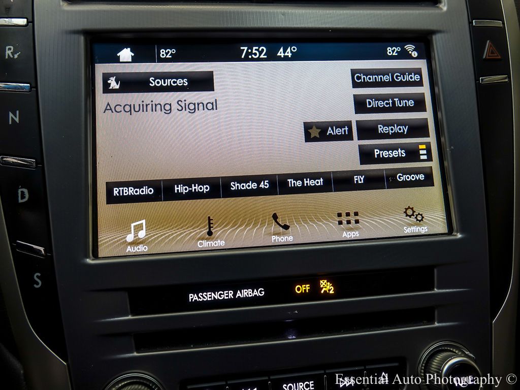 2017 LINCOLN MKZ - Image 14