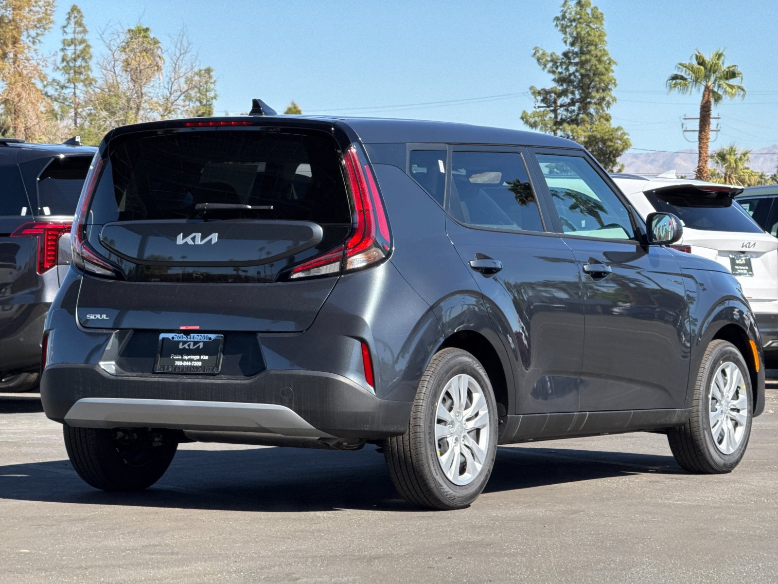 2025 Kia Soul LX photo 3