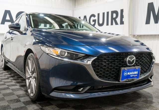 2022 Mazda Mazda3 Preferred photo 4