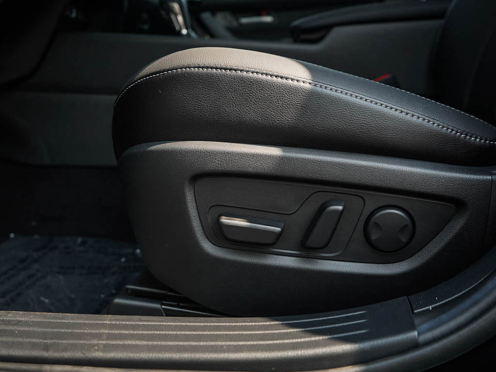 2025 Mazda CX-50 2.5 S Preferred photo 16