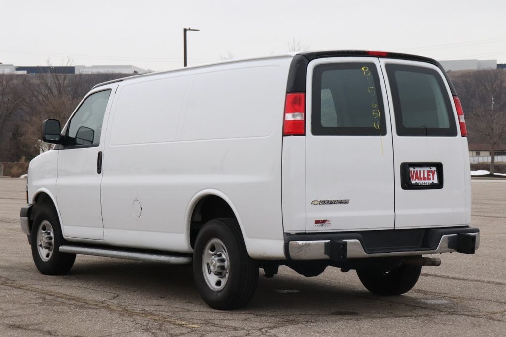 2023 Chevrolet Express 2500 Work Van Cargo photo 2