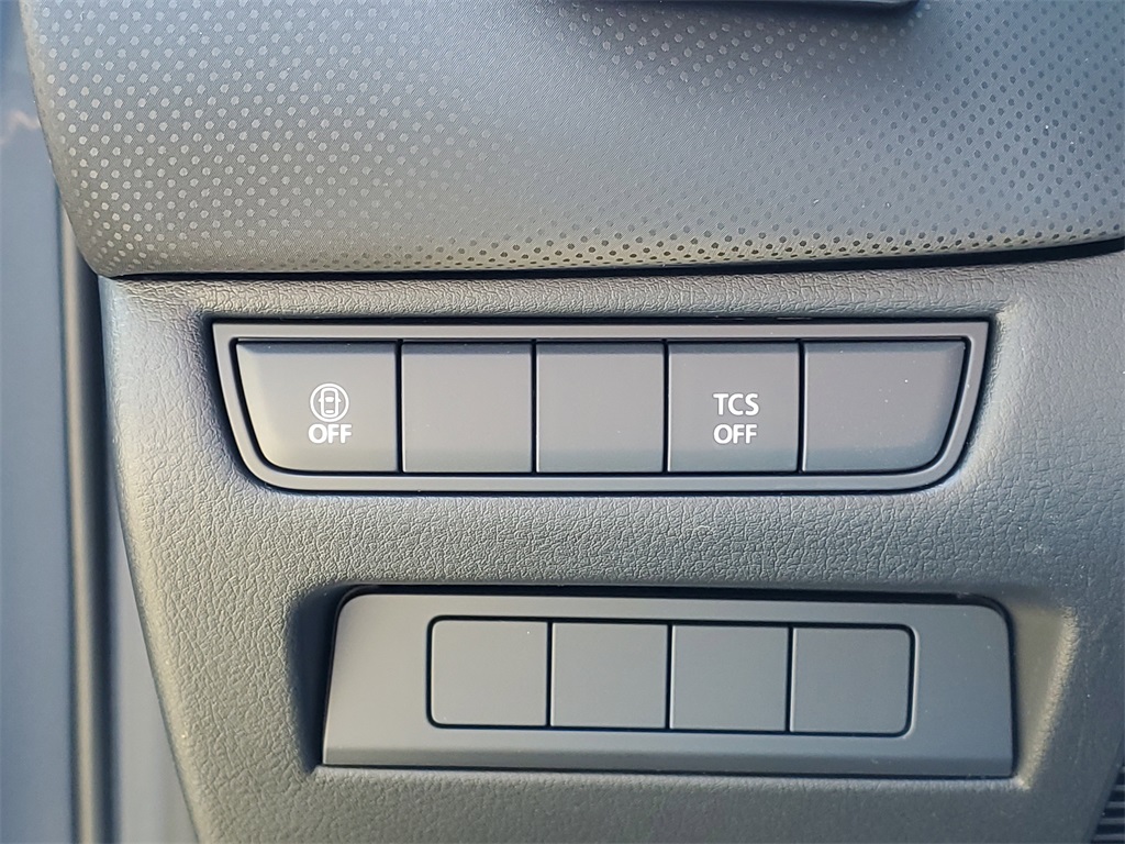 2025 Mazda CX-50 2.5 Select photo 16