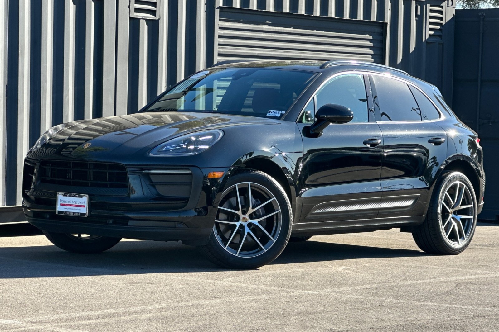 2022 Porsche Macan Base