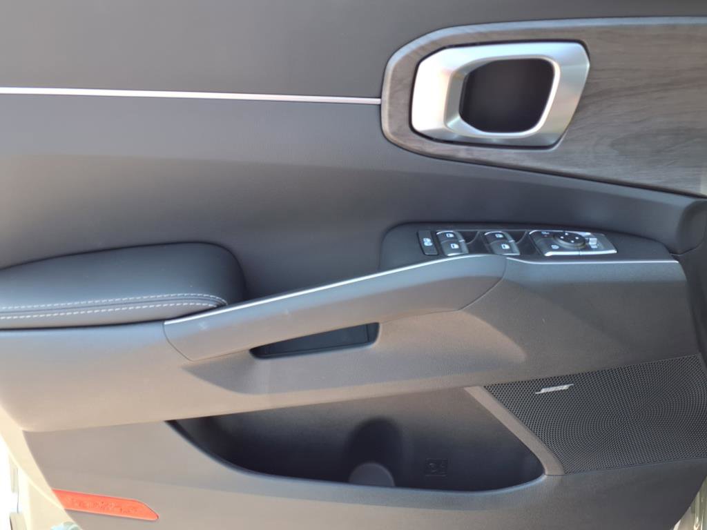 2026 Kia Sorento X-Line EX photo 8