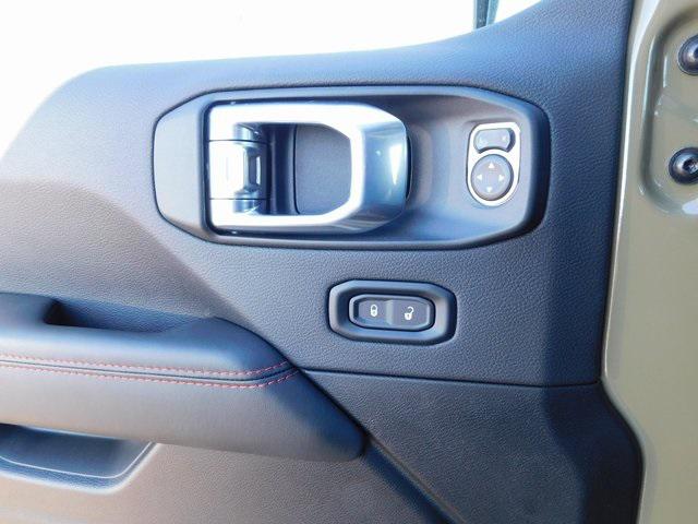 2025 Jeep Wrangler Rubicon X photo 23