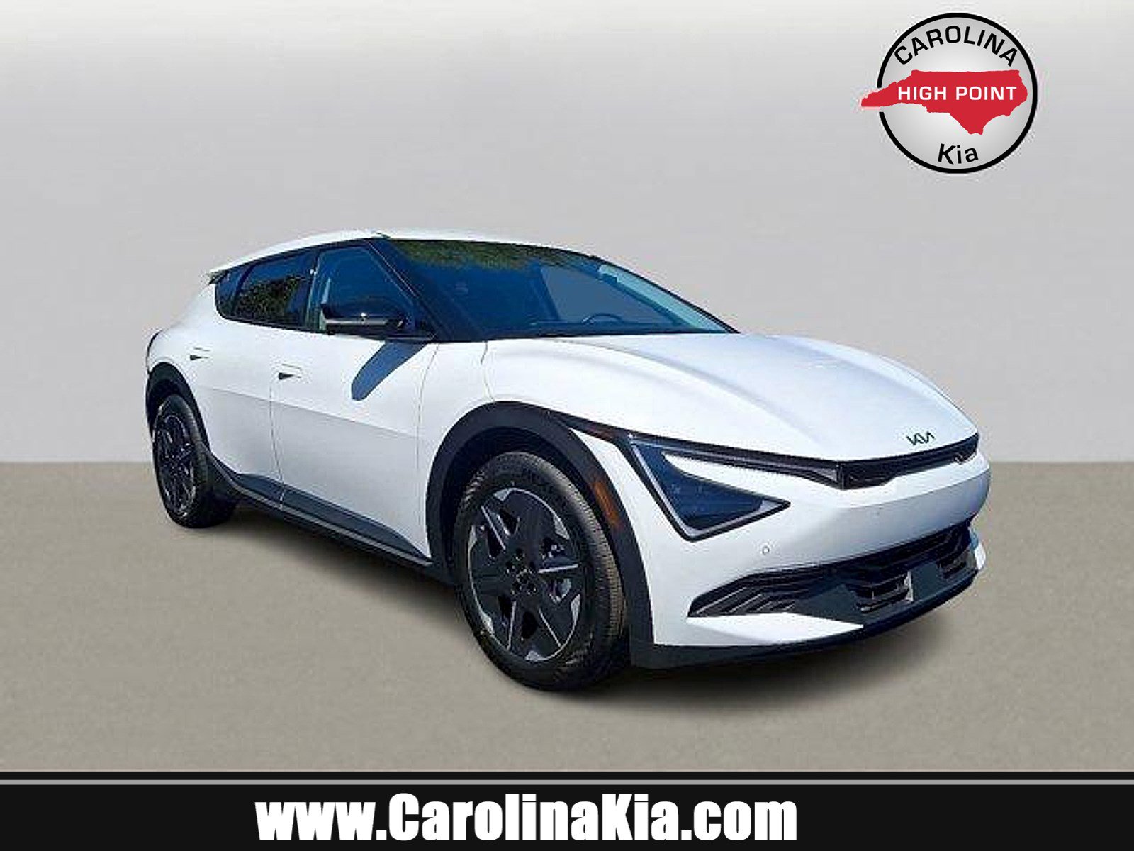 2025 Kia EV6 Light L/R's photo
