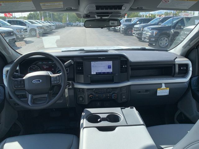 2026 Ford F-350 photo 23