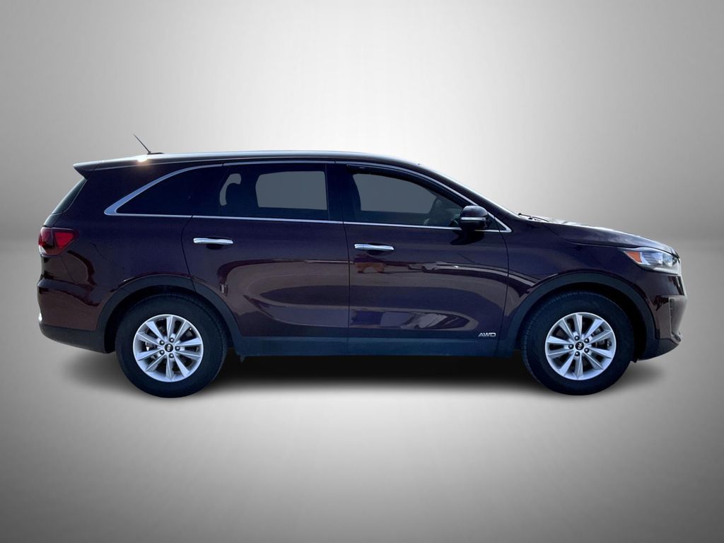 2019 Kia Sorento LX photo 4