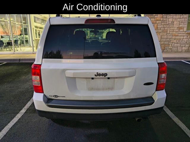 2016 Jeep Patriot Sport photo 3