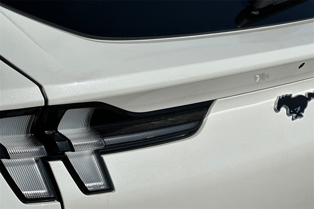 2025 Ford Mustang Mach-E Select photo 26