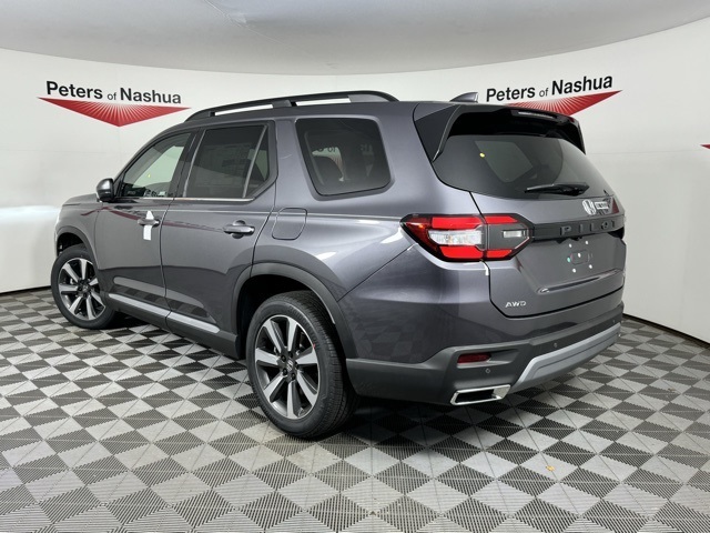 2025 Honda Pilot Touring photo 3