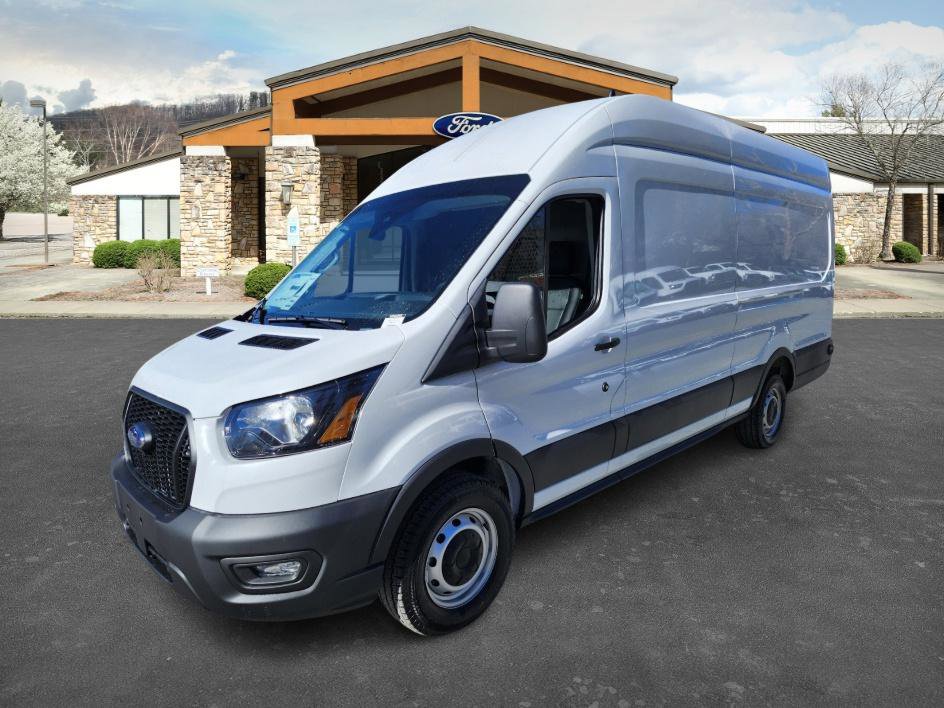 2024 Ford Transit photo 2