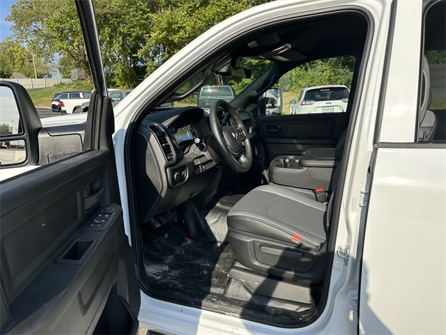 2026 Ram 3500 Tradesman photo 28