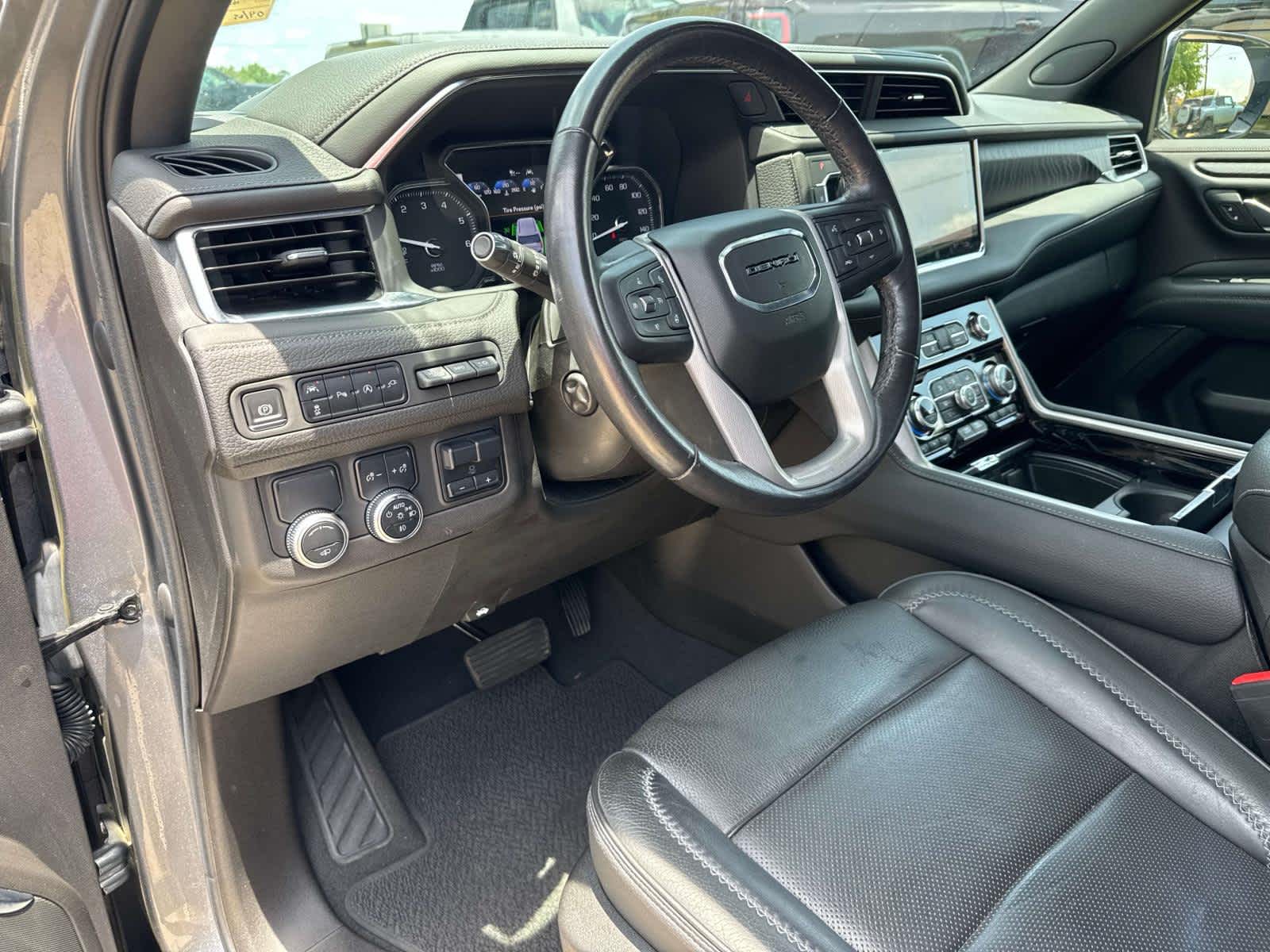 2021 Gmc Yukon Denali photo 13