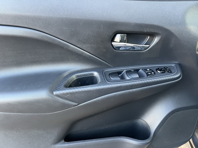 2024 Nissan Versa 1.6 SV photo 27